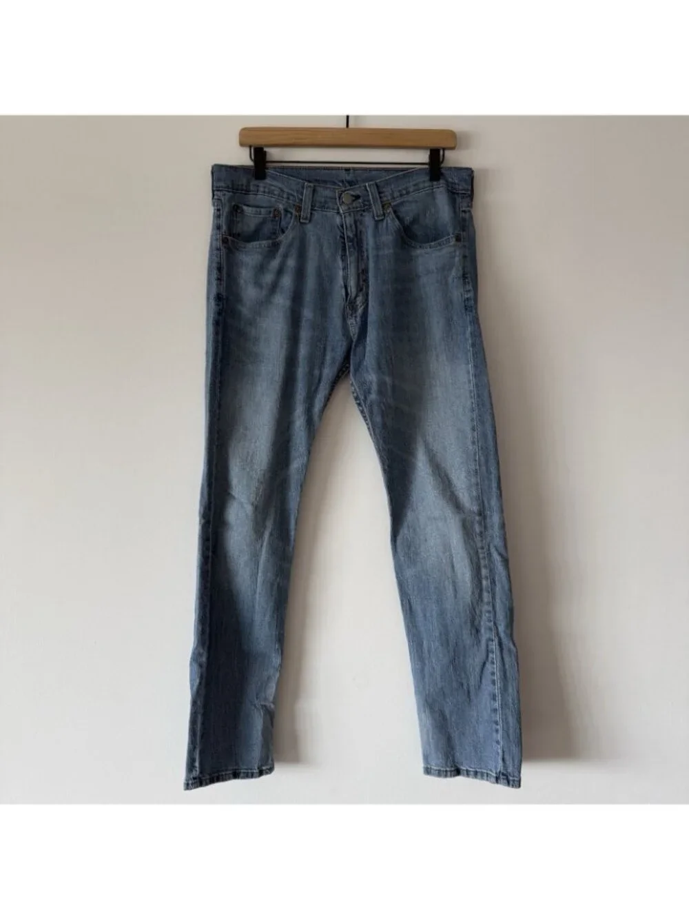 Levi’s 505 Slim Straight Leg Jeans Men’s Sz 31X32 Casual Preppy Travel Athletic‎